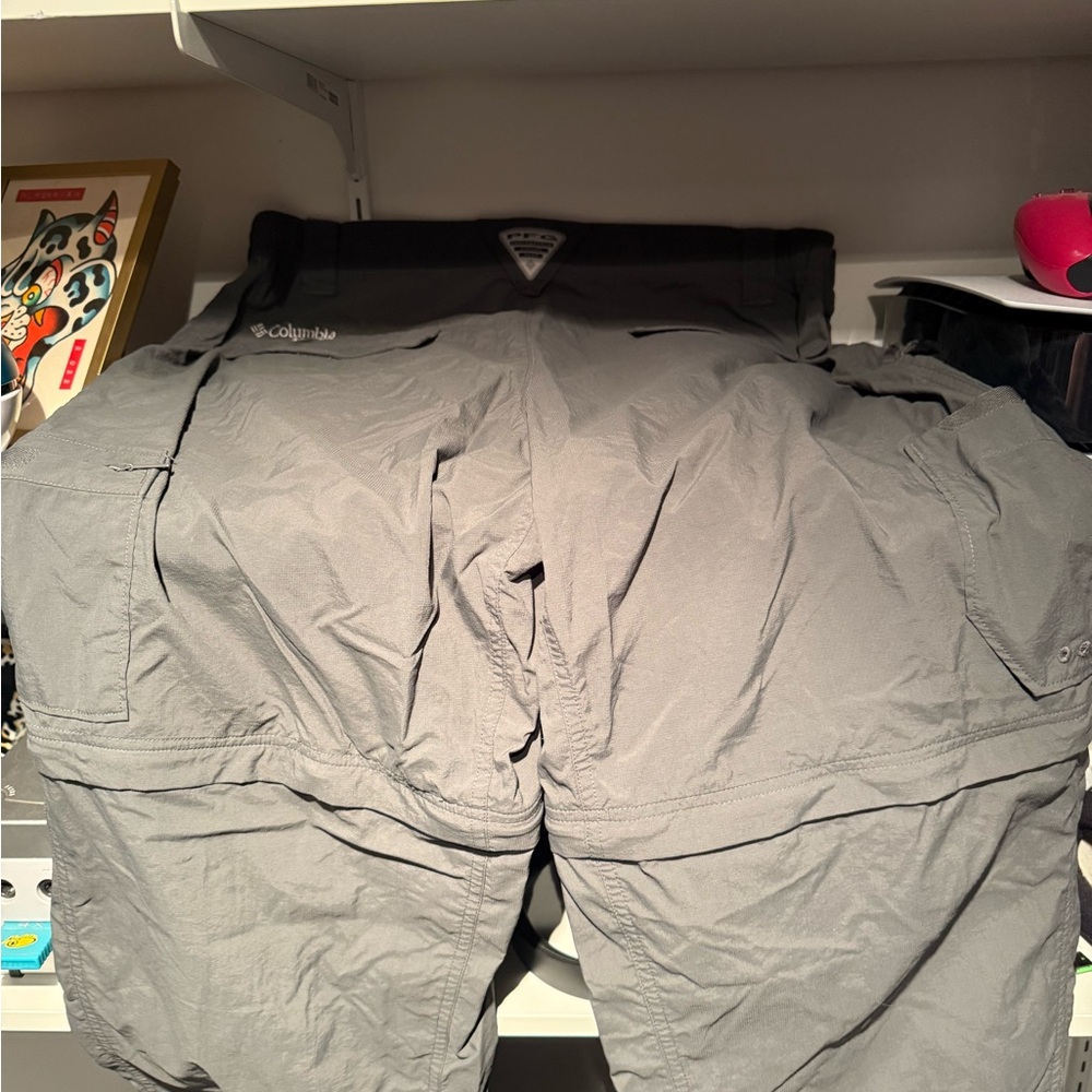 Columbia Gray Cargo Pants for Men